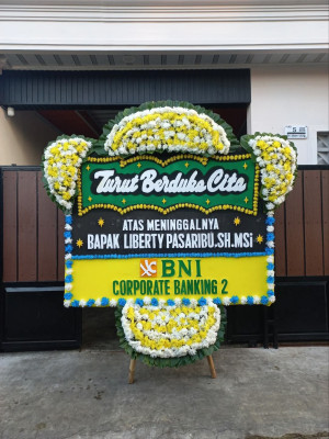Papan Bunga Duka di Pamengkang
